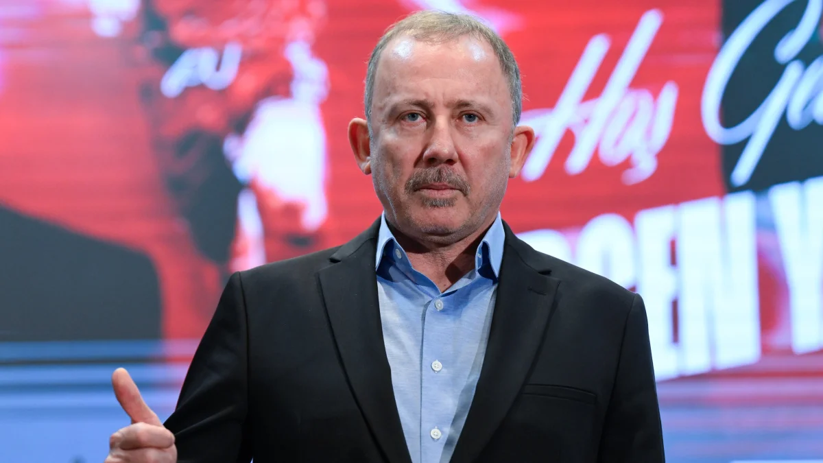 Sergen Yalçın futbolcularla tek tek görüştü
